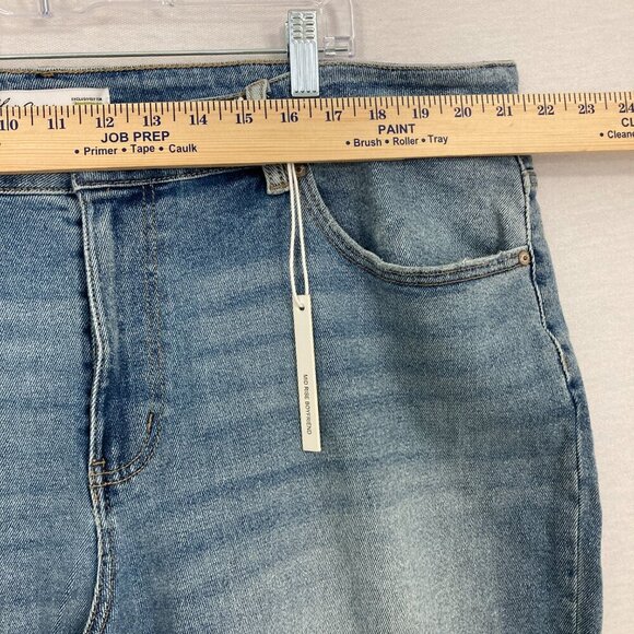 New Kancan For Maurices Distressed Stretch Comfy Slim Leg Jeans size 24 Plus - Picture 8 of 12